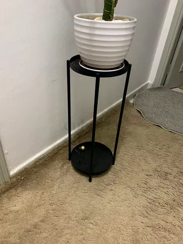 Tall Black Metal Plant Stand — Minimalist Indoor Pot Holder