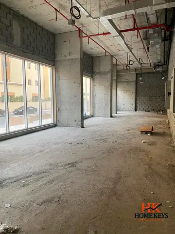 عرض مميز || مجهز بالكامل || مساحة تجارية مميزة || واجهة واسعة | موقف سيارات مجاني