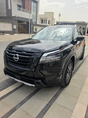 2022 Nissan Pathfinder SL, American Specs - GCC Resale