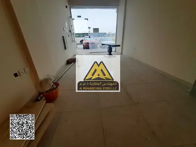 محل للإيجار في المويهات 2 – عجمان، بموقع مميز داخل منطقة حيوية مناسبة لمختلف الأنشطة التجارية، فرصة جيدة لبدء مشروع أو توسعة نشاط قائم.