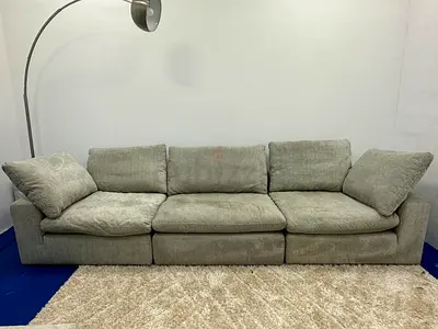 Amazing condition pan Emirates modular sofa