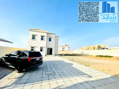 فيلا فاخرة جديدة تمامًا^^مساحة كبيرة جدًا^^03 غرف نوم رئيسية^^مع تكييف مركزي^^الرحمانية^^الشارقة