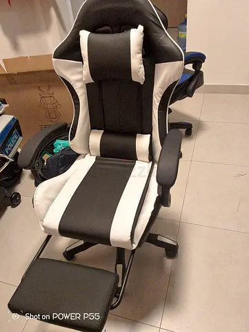 Black  White Ergonomic Gaming/Office Chair with Footrest
