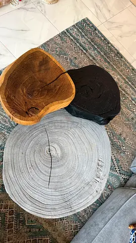 wooden coffee table set- high-end quality- excellent condition