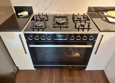 New BOSCH Series 8 Model 5 Burner Full Gas Cooker Range Size 90cm