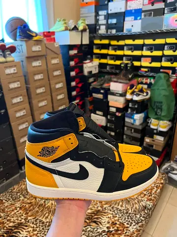 For Sale  Bn/Ds Jordan 1 Taxi