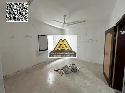 شقة غرفة وصالة بسعر ٢٣ الف  فقط للإيجار في الراشدية 1 عجمان على شارع الميناء مقابل سوق السمك بمساحة كبيرة وموقع حيوي قريب من جميع الخدمات طوال اليوم