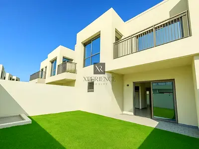 Single Row | Spacious | Big Layout | Park View