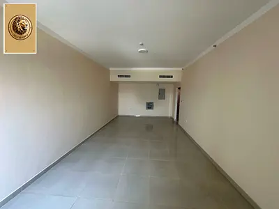 For annual rent in Ajman - Al Jurf 2 A distinctive 3-bedroom apartment with a very spacious living room Excellent location very close to Ajman Court