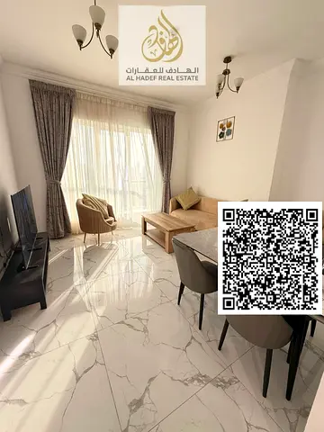 شقة للإيجار بأبراج الواحة – الراشدية 1، غرفة وصالة مفروشة، 2 حمام وبلكونة، مع جيم ومسبح وباركينج. السعر 35,000 درهم سنوياً على 4 دفعات، والتأمين شيك ل