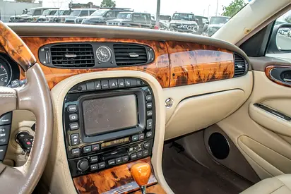 2006 Jaguar XJ 照片 12