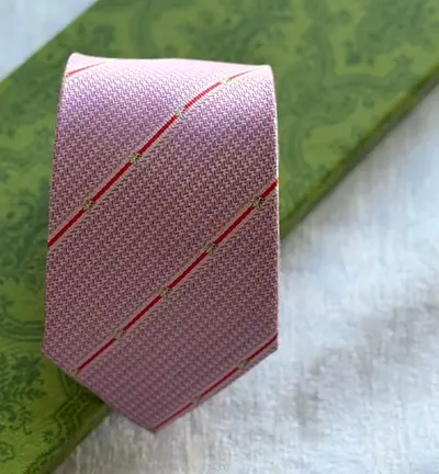 Tie