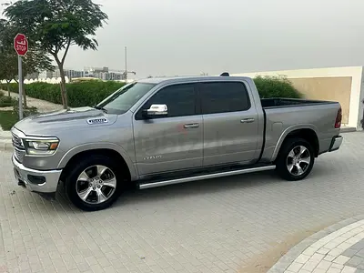 2019 RAM 1500 Laramie V8  HEMICrew Cab GCC Specification No Accident Service History