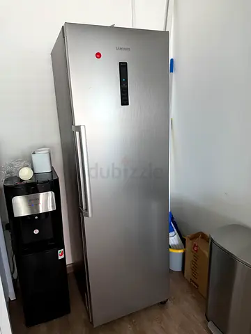 Samsung Single Door Refrigerator RR39M7515S9 - Large Capacity - Excellent Condition