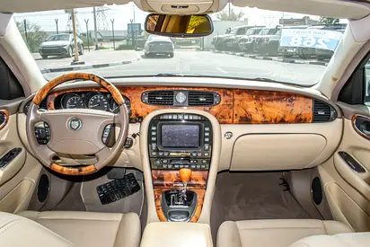 2006 Jaguar XJ 照片 9