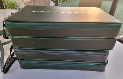 Set of 4 Floor Seats for Gardens / Parks