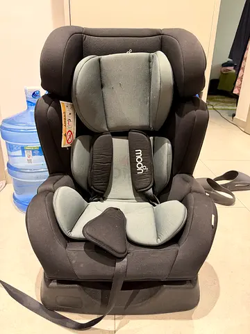 Baby car seat