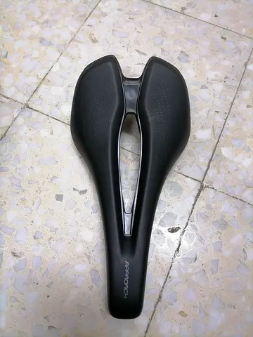 Giant Approach Road Bike Saddle