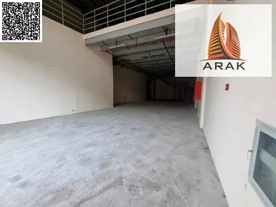 مستودع للإيجار في الجرف الصناعية بمساحة 4400 قدم وسعر مميز مع 4 دفعات