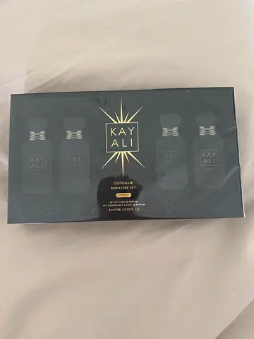 Kayali fragrance mini gift set (sealed) - assorted perfumes