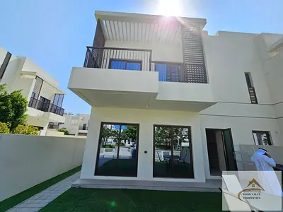 VIP 3Bhk villa very near to corniche