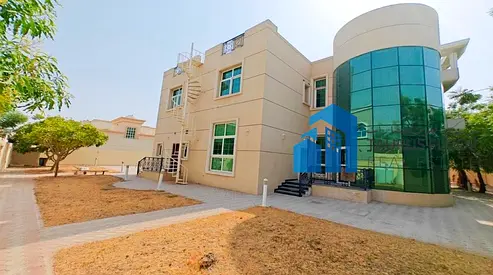 Luxury 4 Bed || Private Pool || One Month Free