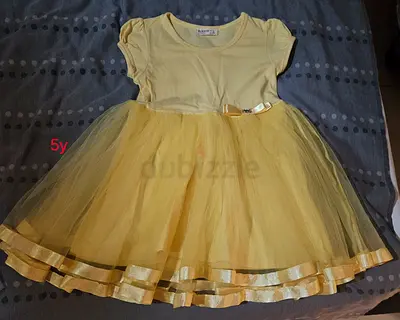 26 pieces - Girls dresses, blouses and shorts - up to 5y old