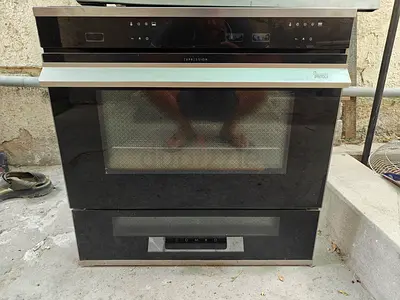 Built-in Electric Oven - Good Condition