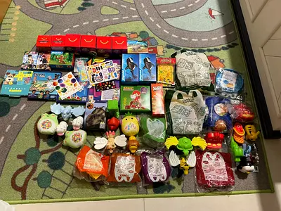 ⚡ MCDONALDS Huge Lot - POKEMON, MINECRAFT, MARIO  50+ Toys!