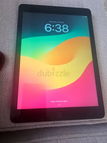 Apple iPad (with Home Button) - Good Working Condition locked