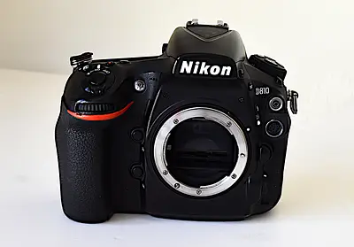 Nikon D810 DSLR Body (No Lens) – Working Condition