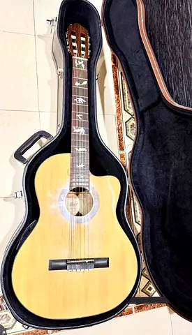 Cort Acc11Me-Nat Cort Classical Guitar with Equalizer