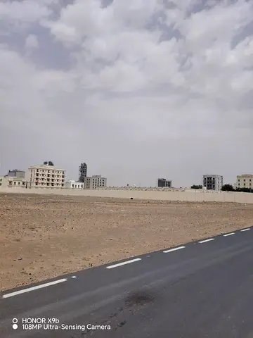 فرصة مميزة – أرض سكنية للبيع في العذيب بالشارقة بمساحة 2700 قدم