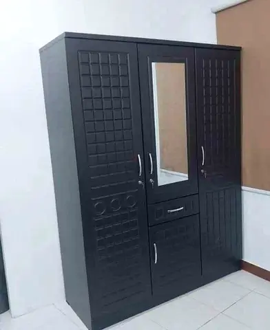 Brand New Dark Brown 3-Door Wardrobe with Mirror and Drawers