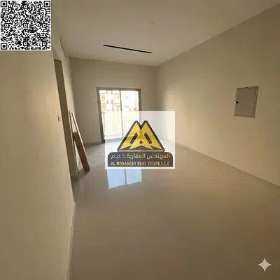 شقة جديدة اول ساكن | تسهيل في الدفعات علي 4/6 دفعات | موقع مميز بالقرب من جميع الخدمات ومخرج دبي والشارقة