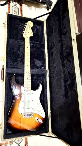 Fender American Special Stratocaster MN 2TSB 2012 Electric Guitar