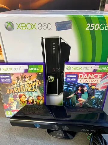 Xbox 360 with Kinect and games