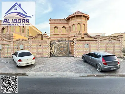 فيلا للبيع بمساحة كبيرة و تصميم مميز بمنطقة الروضه 3