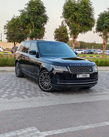 Rang rover vouge SE P525 supercharged Gcc
