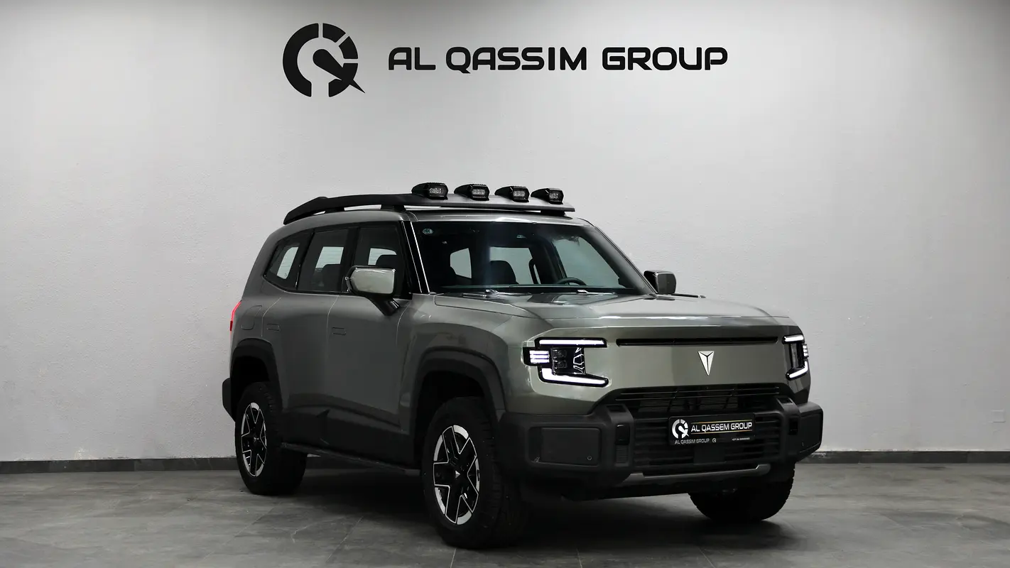 Changan Deepal G318 2024 — photo 1 of 17