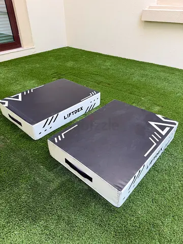 Pair of Liftdex Weightlifting Crash Mats