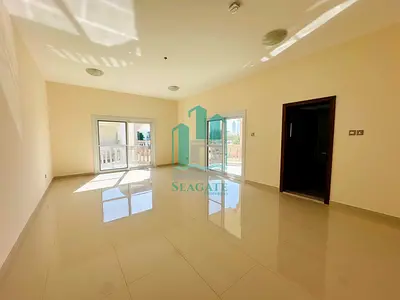 5 bedroom independent villa with garden