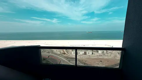 ثلاث غرف وصاله _كورنيش عجمان _اطلاله بحريه _استور _صيانه فري