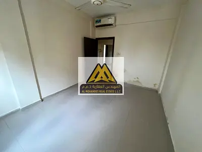 غرفة ماستر | بلكونه | مساحه واسعه | قريب من جميع الخدمات | تكيف | قريب من المدارس