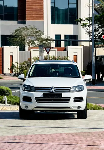 Volkswagen Touareg Highline Plus 2012 GCC Specs