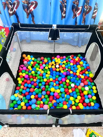 Playpen/Playard with Colorful Ball Pit Balls - Good Condition