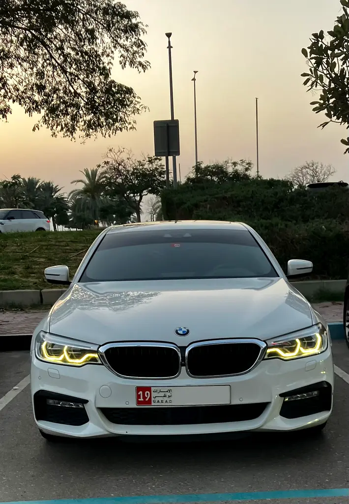BMW 5-Series 2018 — photo 1 of 19
