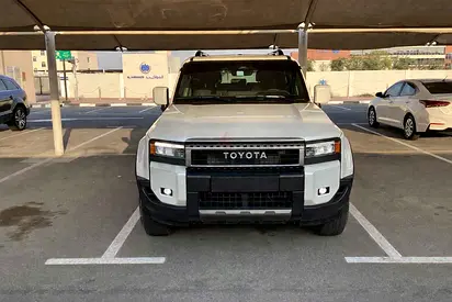 Land Cruiser Prado GXL 2025 - GCC Specs (Service Contract Included)