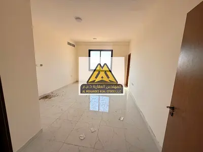 One-bedroom apartment for rent in Al-Aliya, first occupancy, priced at 33,000. Excellent size and finishing, close to services.