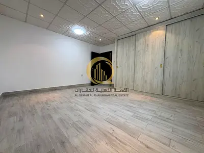 للبيع فيلا في النخيلات مساحة 4000 قدم و السعر : 1,500,000